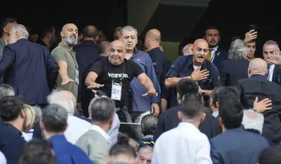 Fenerbahçe Kongresinde Gerilim Doruğa Ulaştı!