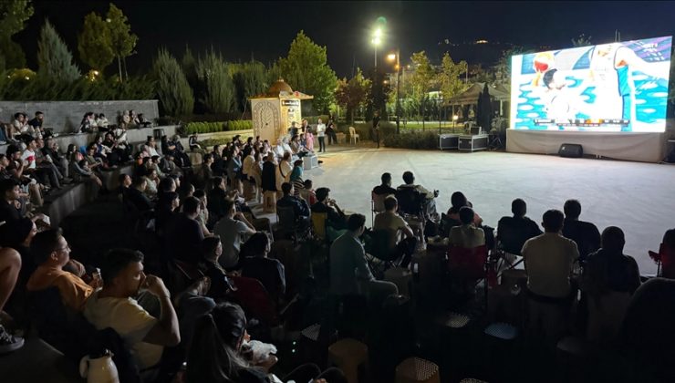 EuroBasket 2025 yarı finali heyecanı Türkiye’yi sardı: Milli takım coşkusu dev ekranlarda yaşandı